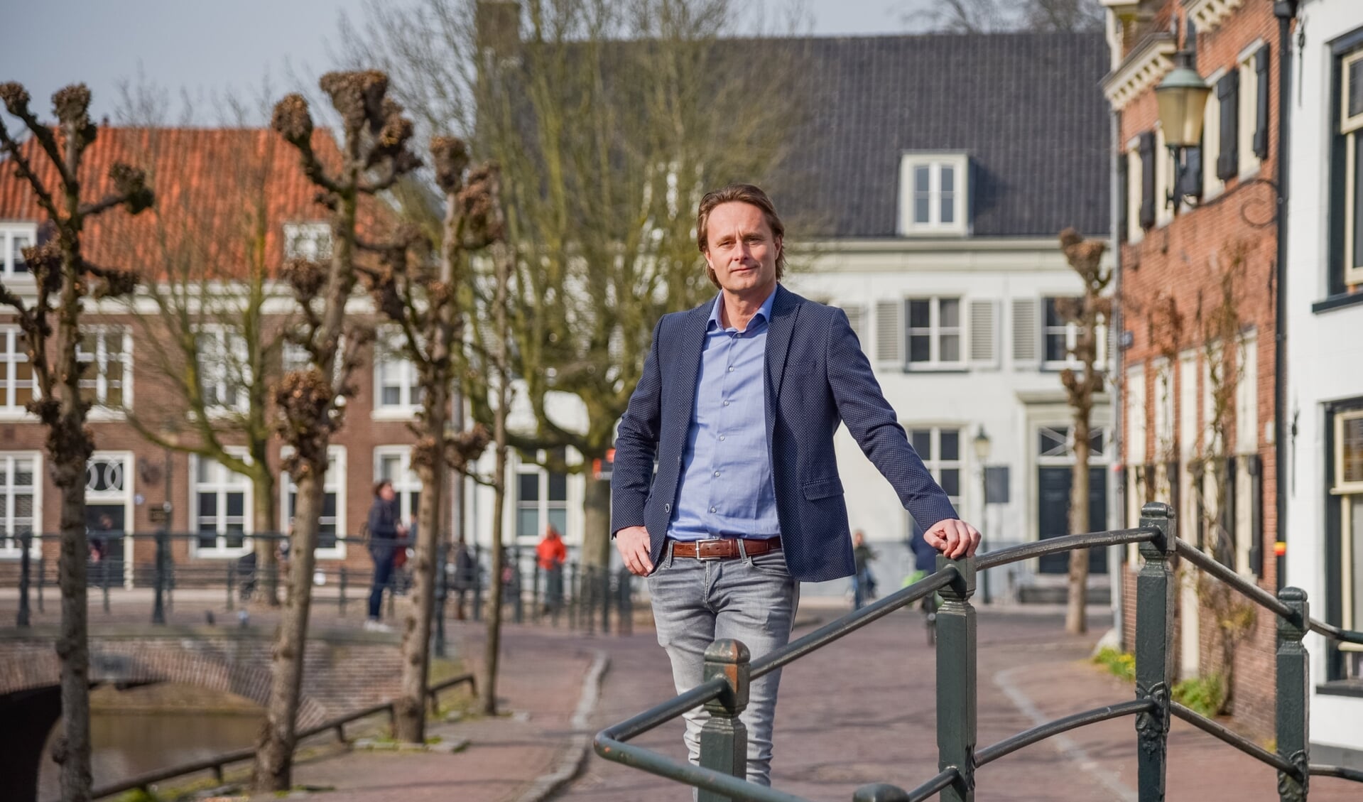 Fred de Bas, eigenaar van Fred de Bas Makelaardij, adviseert regelmatig over de vele opties in de huizenmarkt.