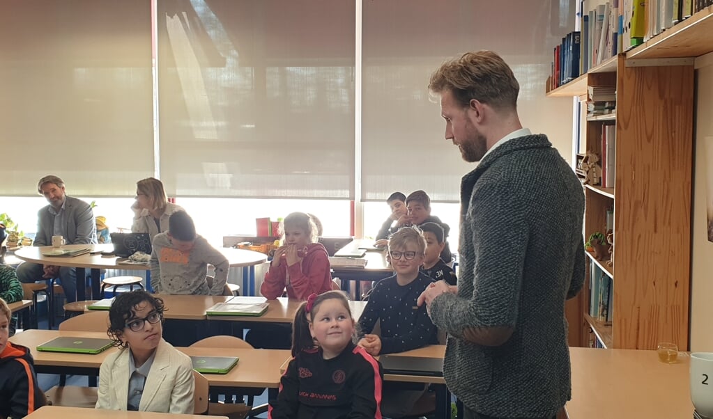 Onderwijsminister Dennis Wiersma Op 2e Van Der Huchtschool In Soest Nieuws Uit De Regio Soest 