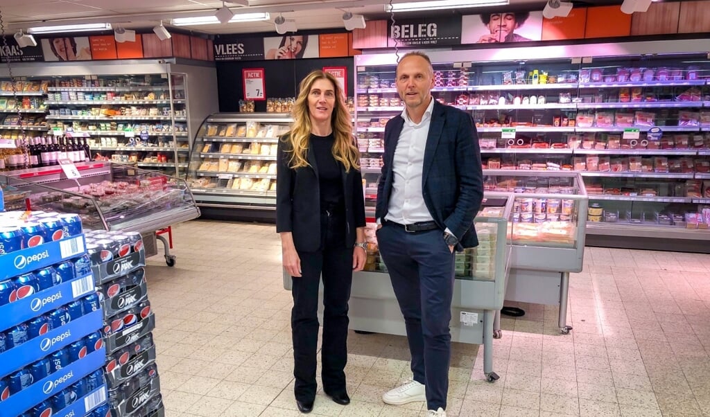 Johan en Gerdy Dekker: 'We laten een modern winkelcentrum met in september een prachtige PLUS supermarkt achter.'