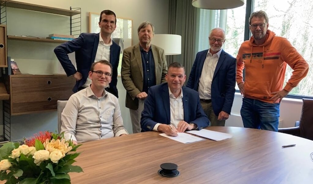 Ondertekening van de intentieverklaring
voor gezamenlijke nieuwbouw van een Kindcentrum.