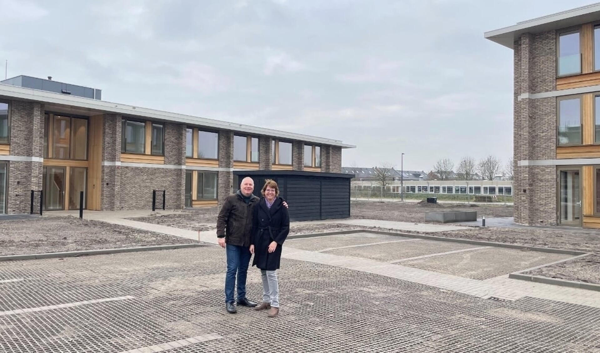 Ronald en Annemieke Roeleveld, het echtpaar dat Gastenhuis Gorinchem - kleinschalig thuis voor mensen met dementie - leidt en er vlakbij woont.