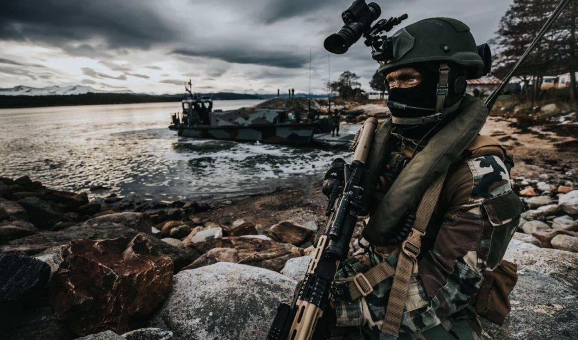 Kamp Nieuw-Milligen wordt de nieuwe thuisbasis voor het Korps Mariniers. Op de foto een amfibische oefening in Scandinavië.