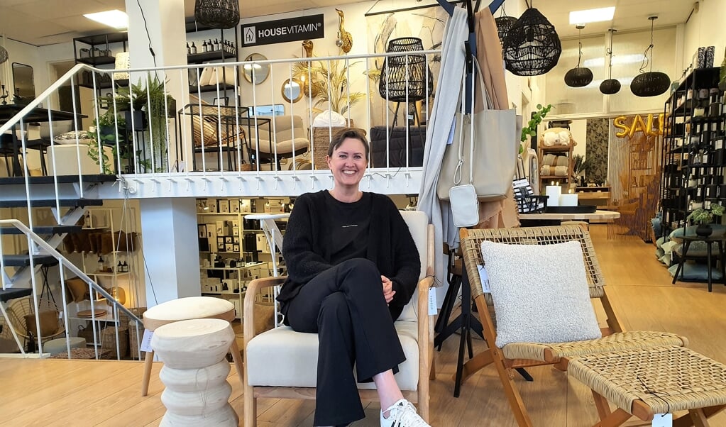 Martine van Dijk is blij en trots dat ze haar droom, 'een eigen winkel' met VANDIJK Lifestyle in woonplaats Bennekom heeft kunnen verwezenlijken.