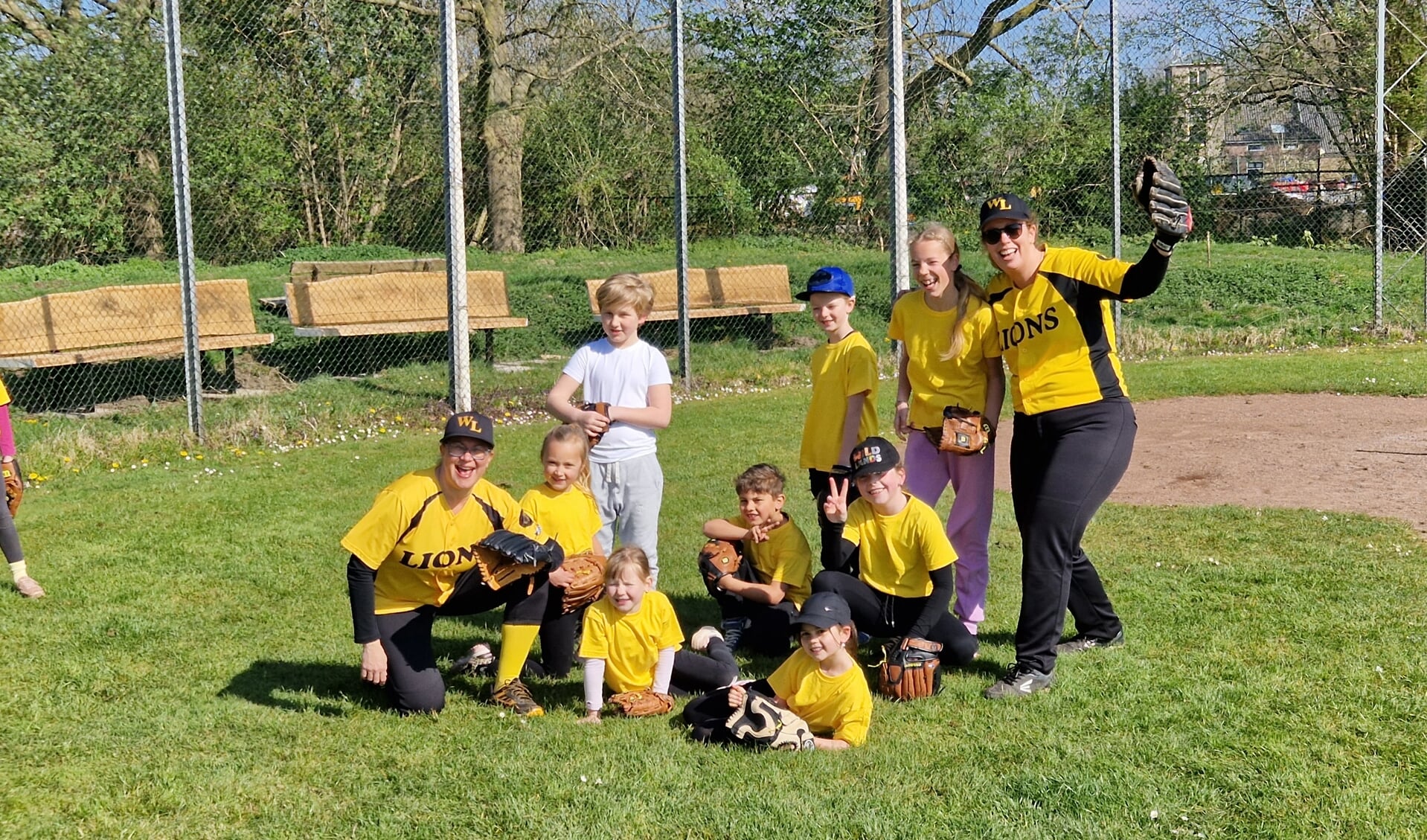Beeball, honk- en softbal voor 6 - 9 jarigen, is weer met een team gestart