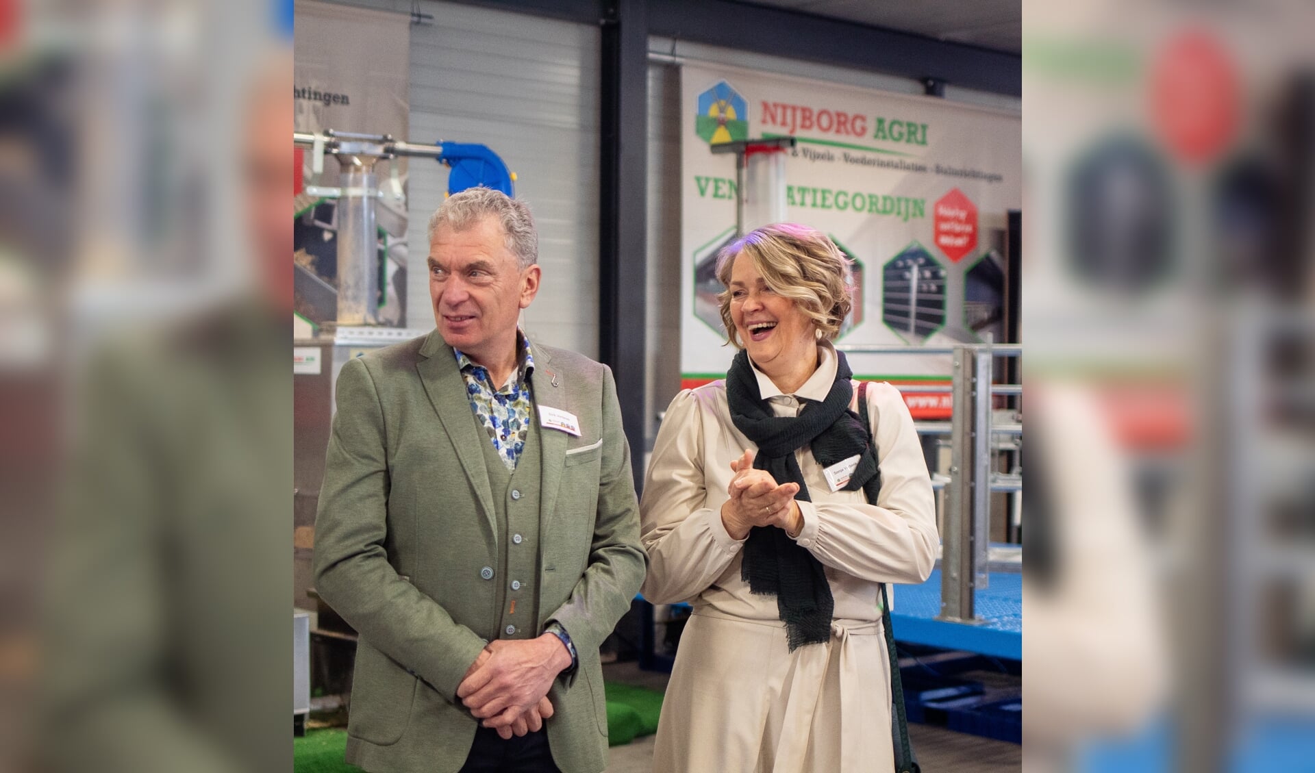 Dirk en Sonja Verbeek genieten van de open dag ter gelegenheid van het veertigjarig bestaan van hun bedrijf. 