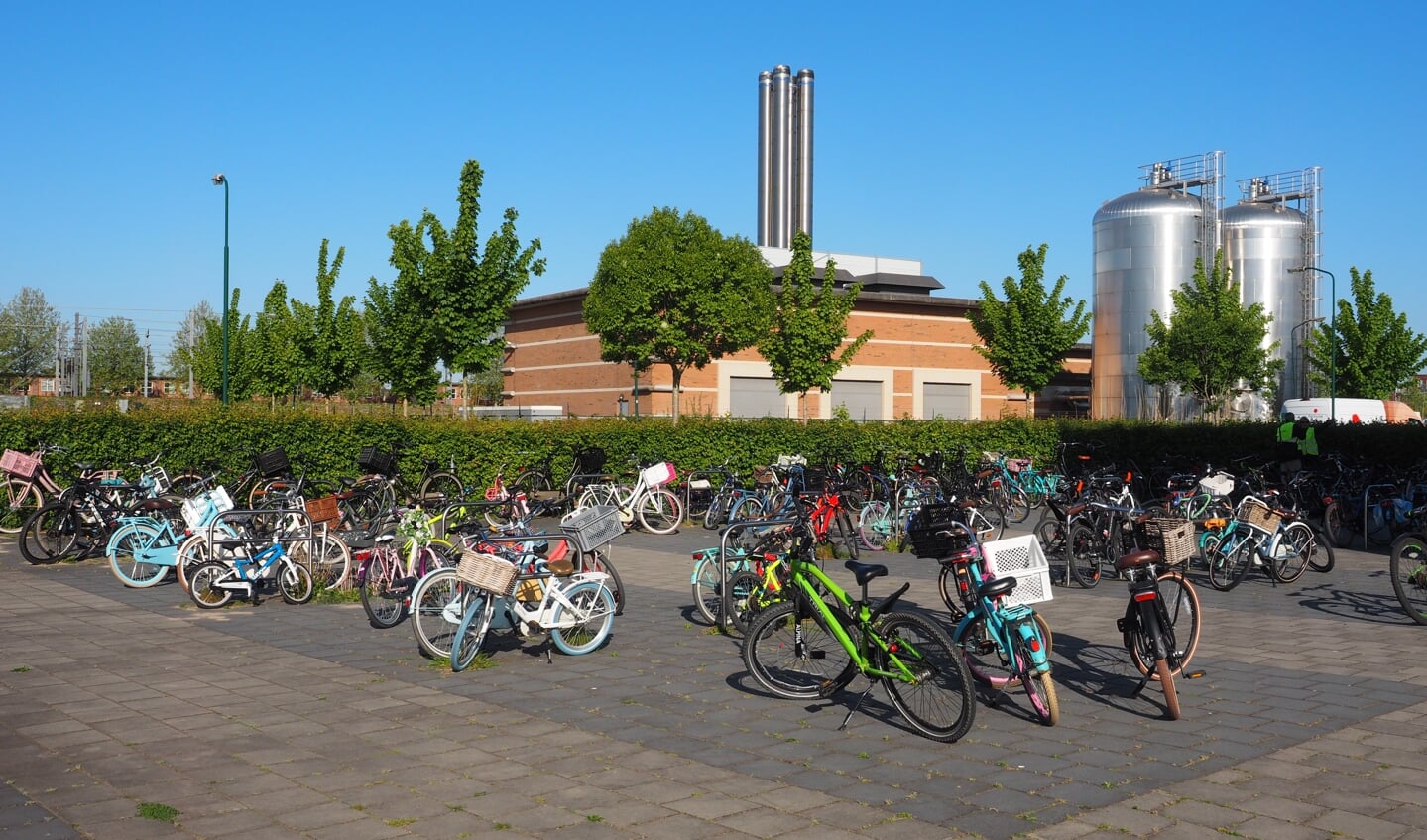 De Fietsersbond doet onderzoek naar het aantal kinderen dat op de fiets naar school gaat in Houten. 
