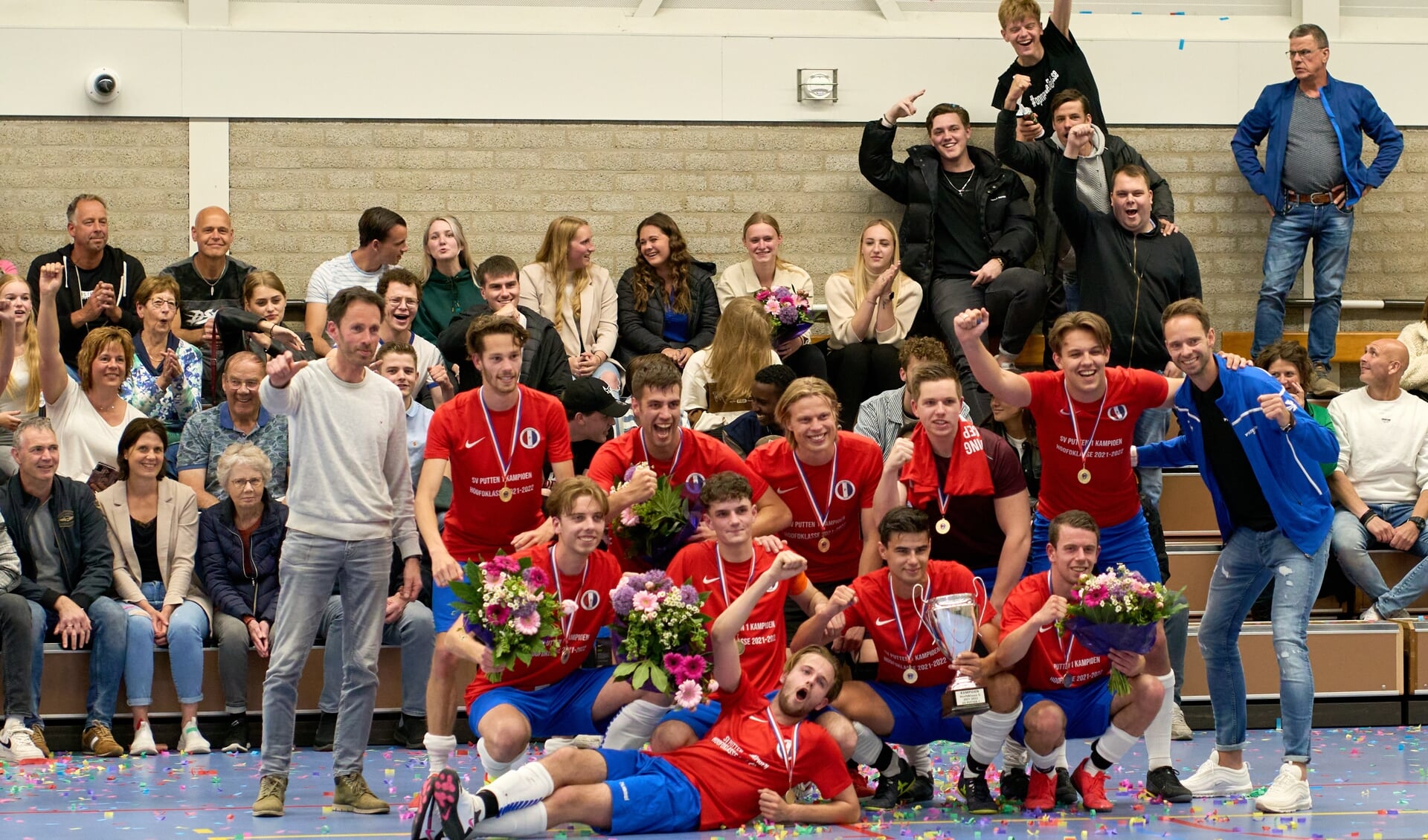 Het eerste team van SV Putten werd vrijdag kampioen van de hoofdklasse G door met 6-1 te winnen van ZVV Sparta Nijkerk.