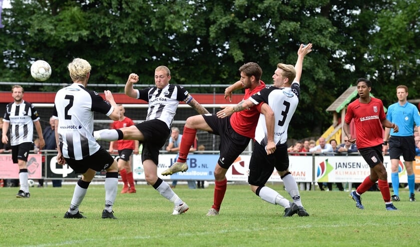 Strijd tegen degradatieTerschuurse Boys-Zwart Wit