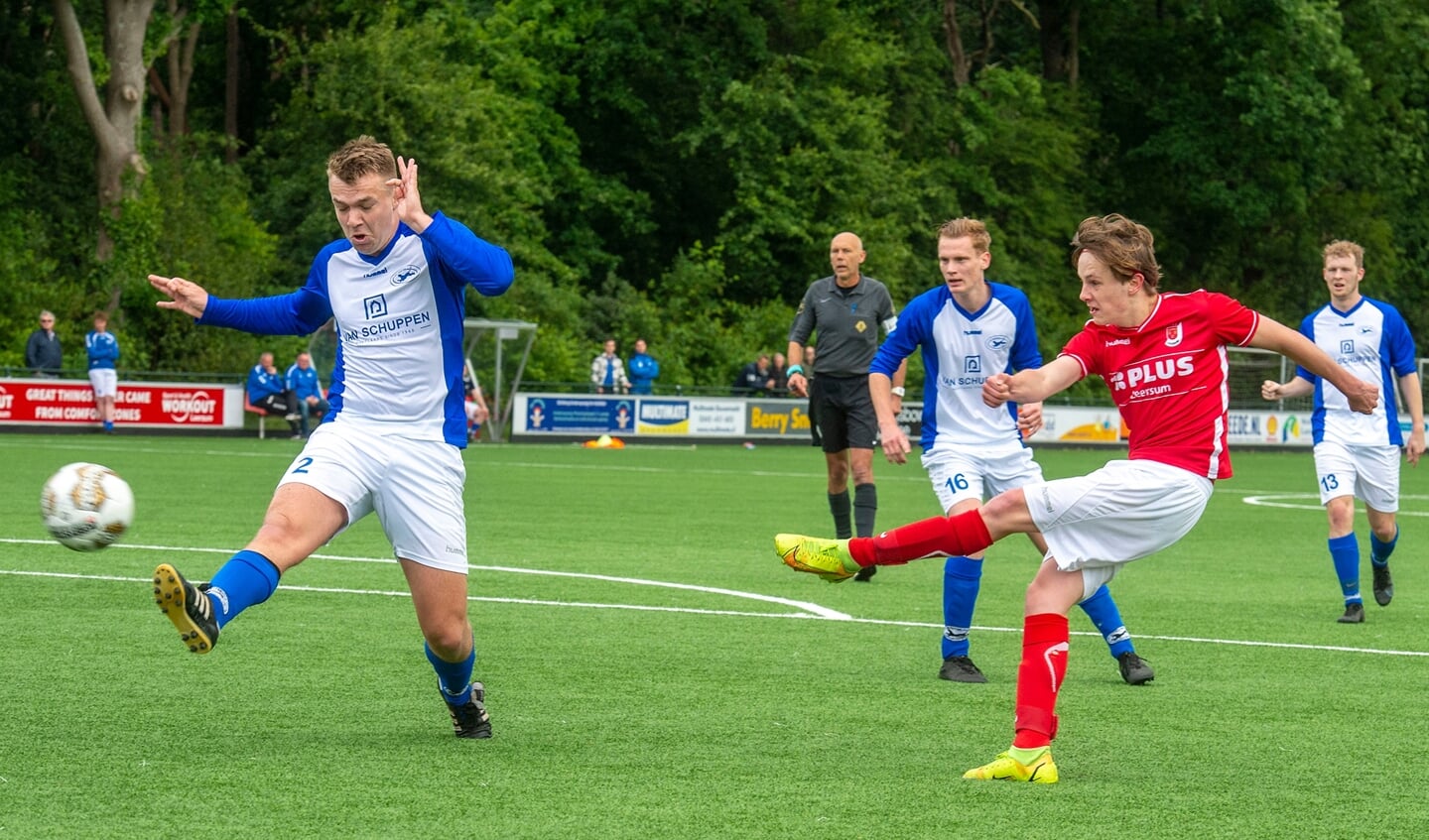 Hidde de Roo ziet zijn goede voorbereidende werk niet beloond met een treffer