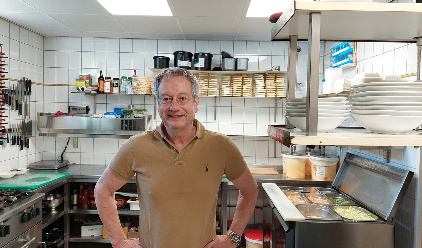 De keuken ziet eruit om door een ringetje te halen.