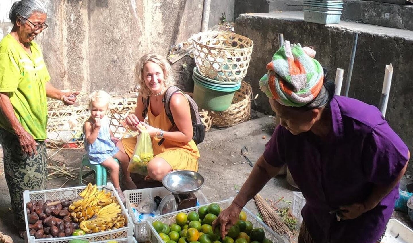 Op werkreizen kijkt Ilse door de bril van haar klanten.