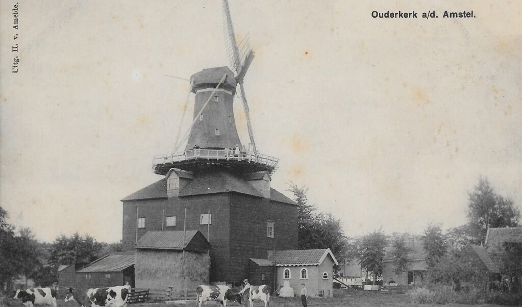 Molen De Vrede aan de Achterdijk.