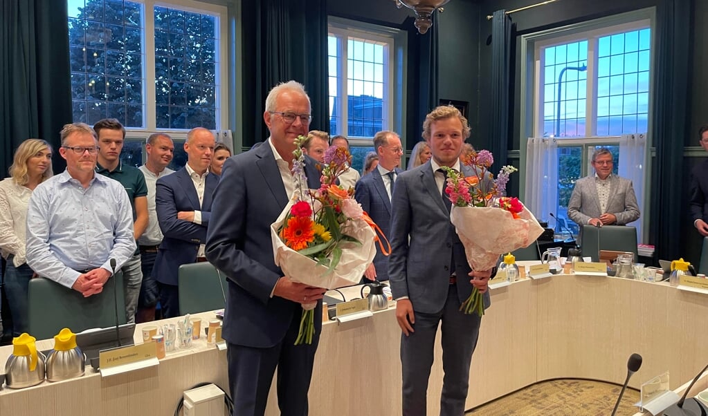 Vincent Holleman werd benoemd als raadslid voor de SGP en Henk van de Wetering kwam terug als raadslid voor PvdA-GroenLinks.