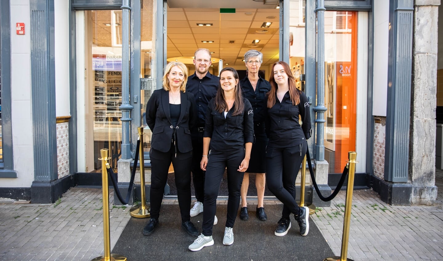 Hetzelfde vertrouwde winkelteam staat klaar voor de klant van Pearle Studio Gorinchem.