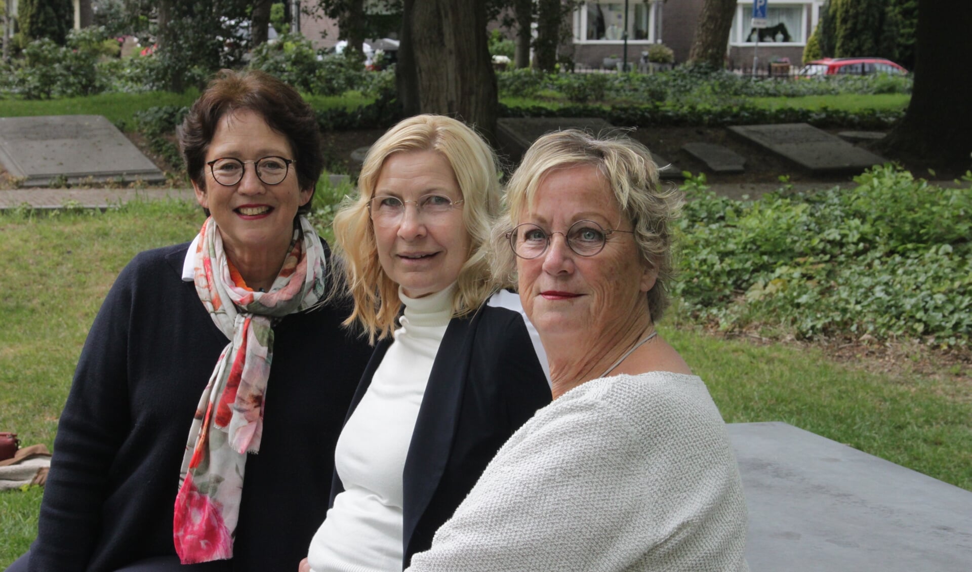 Monica Brouwer, Berna Hazeleger en Diane van Galen (vlnr) komen alle drie in aanmerking voor de titel Cultuurvrijwilliger van het Jaar 2021.