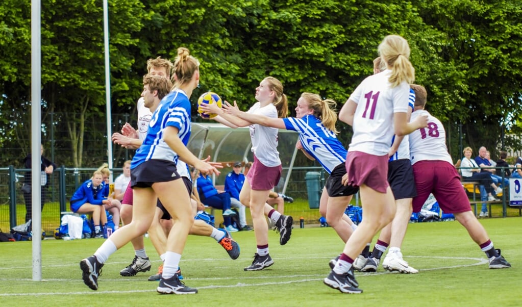 Revival onderuit tegen DOS-WK