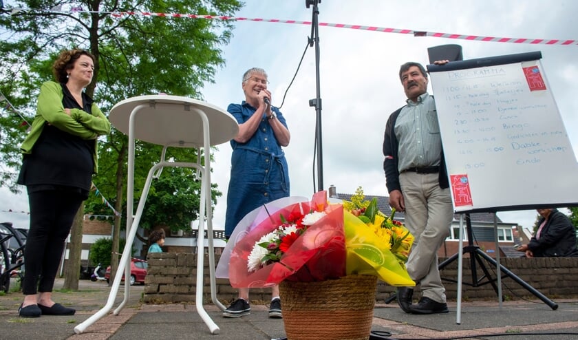 Wereldmarkt Emmauskerk Soesterkwartier ivm bestaan 5 jaar Taalkamer