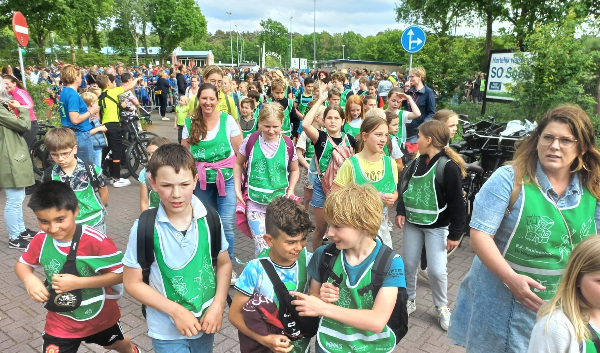 De deelnemers starten maandag 22 mei vanaf de parkeerplaats bij SO Soest.