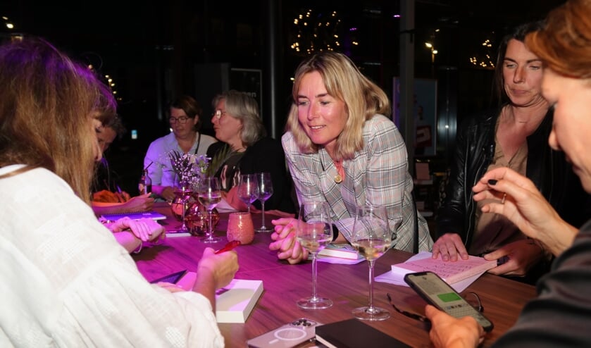 Signeersessie na afloop.