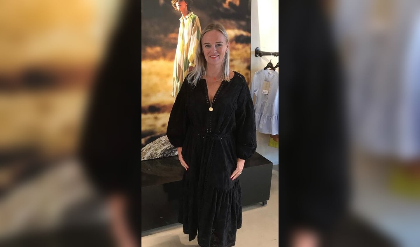 Afgelopen oktober, 25 jaar geleden opende Esther Klok haar prachtige luxe lingeriezaak aan de Soesterbergsestraat 47A te Soest. 