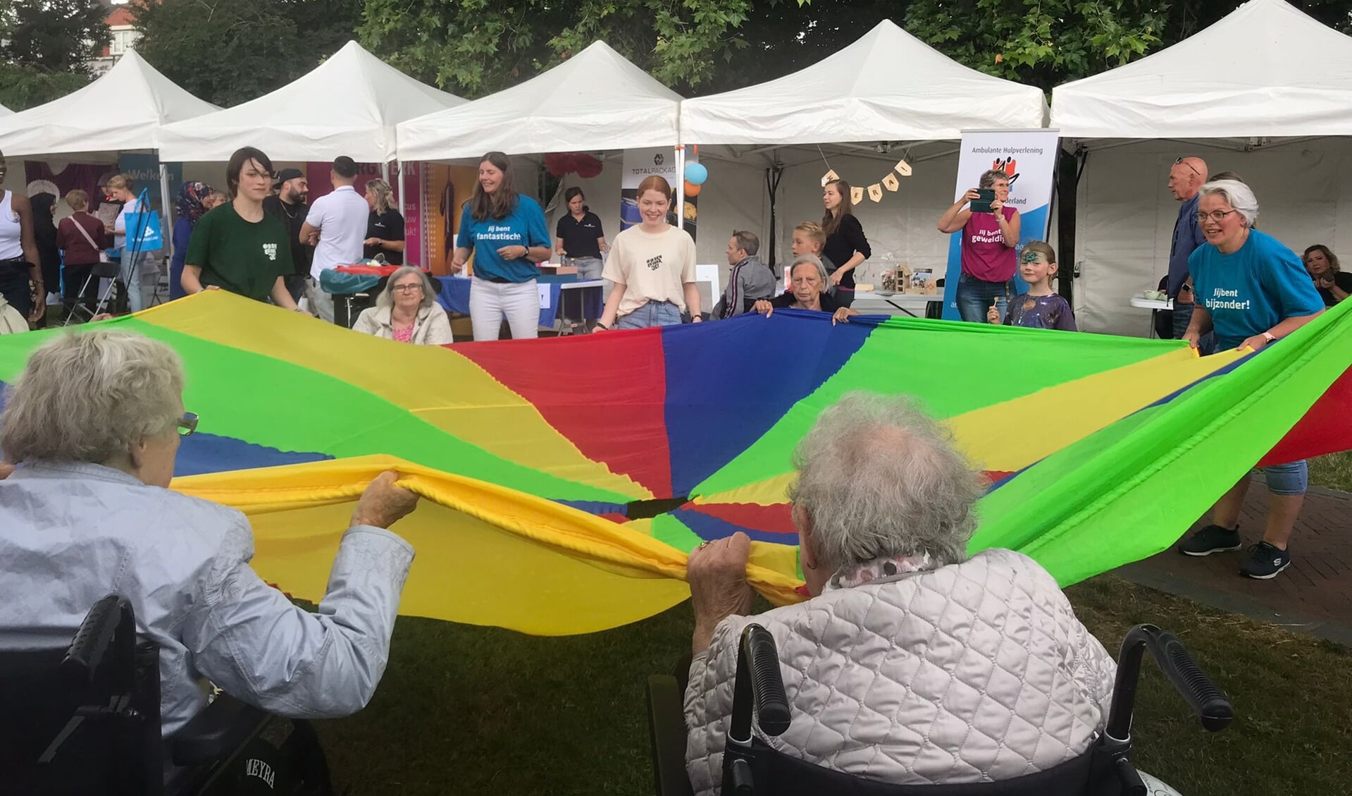 Activiteit voor ouderen bij Festival Kleurrijk
