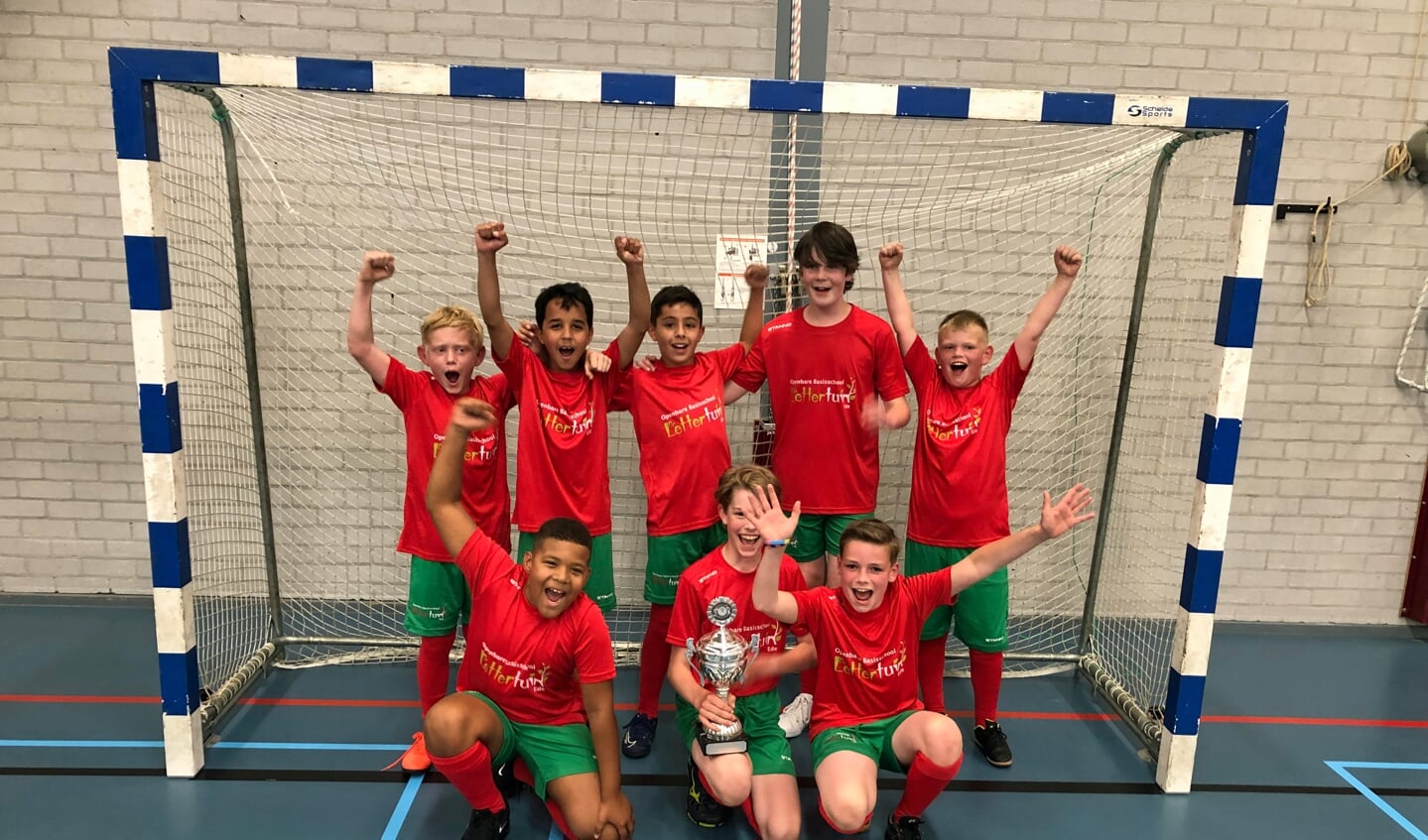 De schooljeugd van basisschool De Lettertuin werd winnaar bij de jongens.