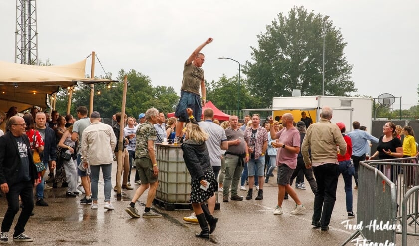 Uit je dak gaan bij Puddingpop van Fort33 op 25 juni.