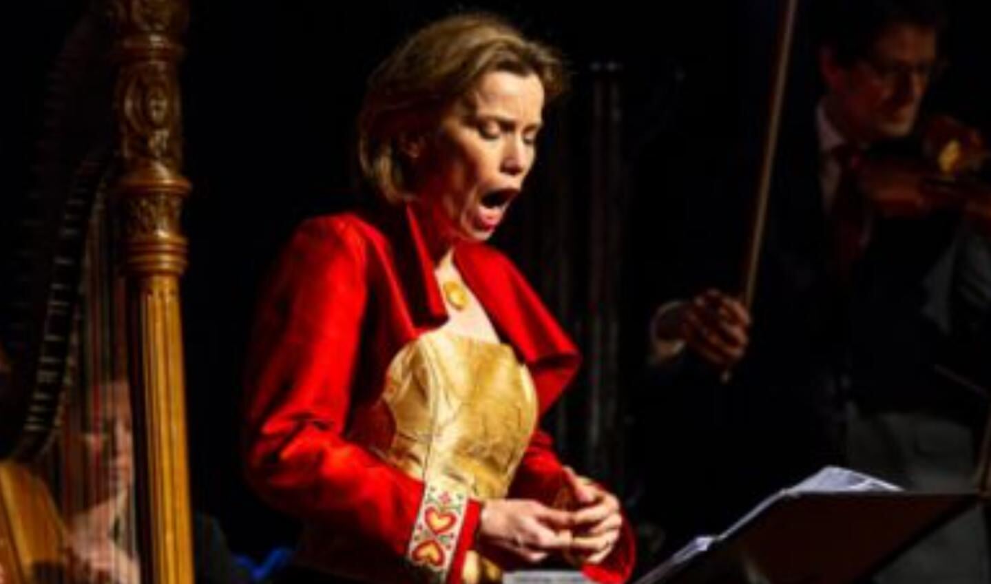 Zangeres Henriette Feith, een van de artiesten/organisatoren die een seizoen moeten overslaan.