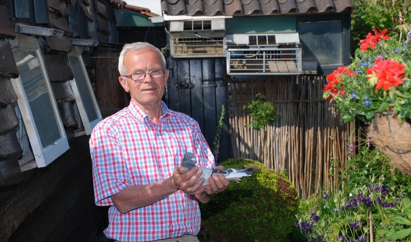 Piet Limper, winnaar tiende prijs Morlincourt.