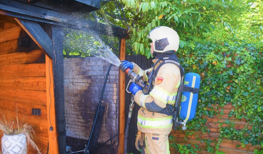 De brandweer bluste nog wel na en voerde een controle uit.