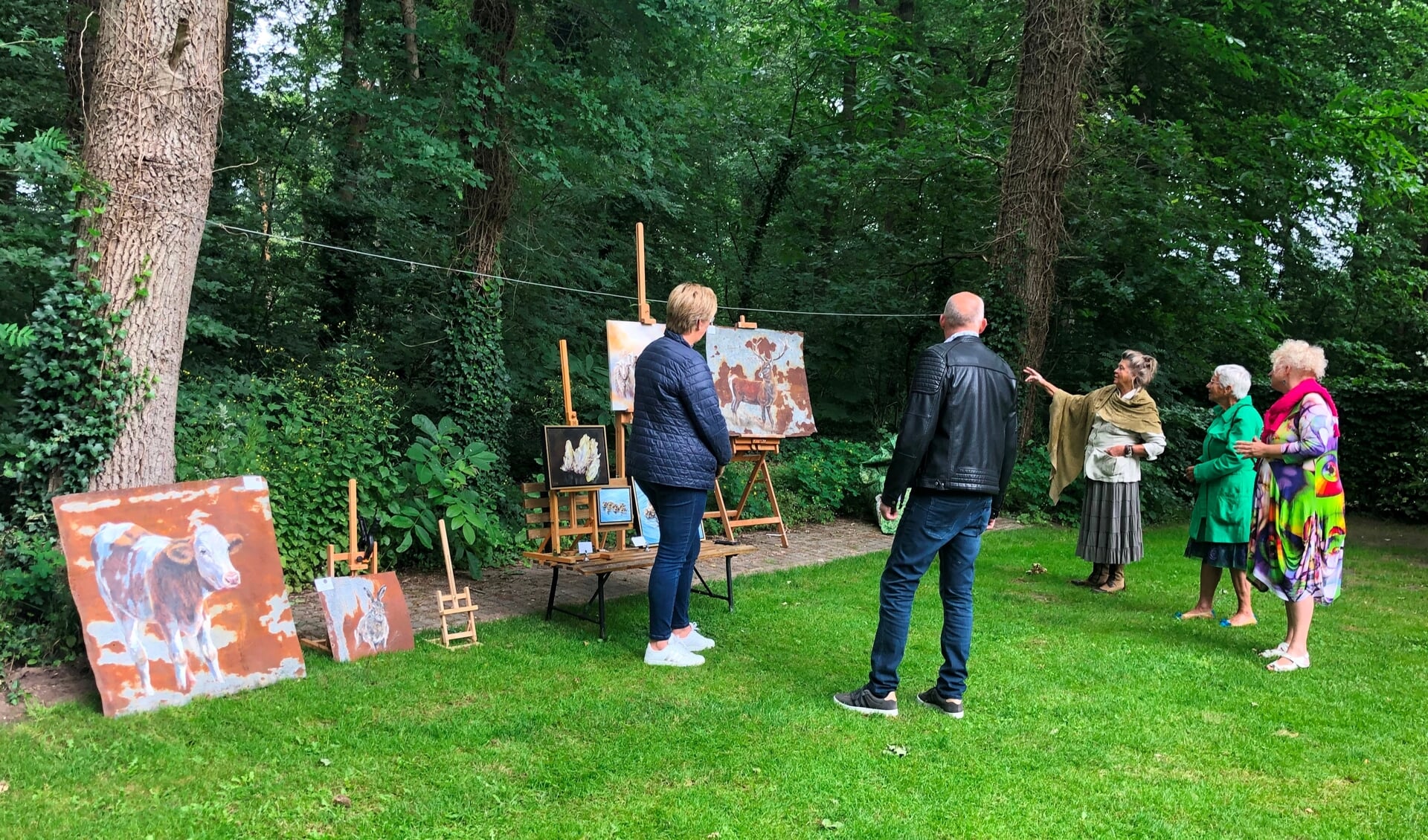 Dankzij het prachtige weer trok de Atelierroute 2022 weer veel bezoekers naar de diverse ateliers in en rond Putten. 