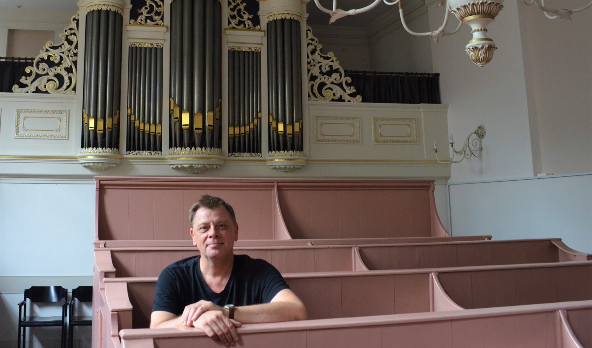 Organist Nico Blom blij met concertjes in Lutherse Schuilkerk