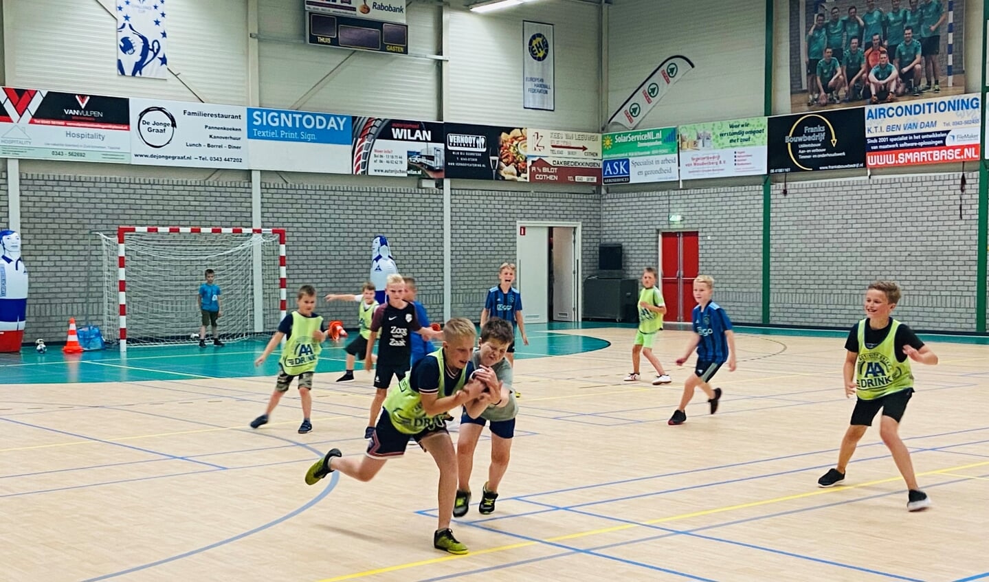Handbalclinic voor jongens
