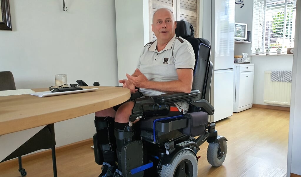 Willem Martens is ondanks zijn eigen rolstoelafhankelijkheid, een Bruggenbouwer.