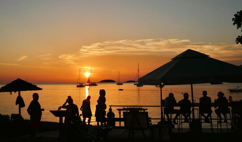M.A. van der Schaft: ,,Ons favoriete eettentje, beachbar il Segreto in Vrsar (Kroatië), waar we keer op keer van de prachtige zonsondergangen genoten hebben in de maand juni.
