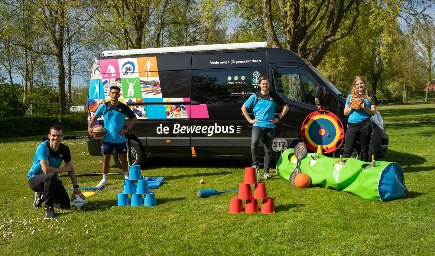 De Beweegbus staat de komende weken op meerdere locaties.