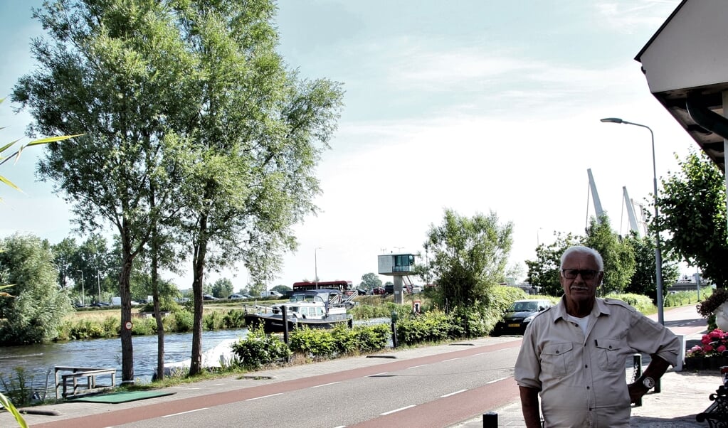 Als je op de dijk woont ben je verzekerd van reuring, is de ervaring van Jos Hulsbosch.