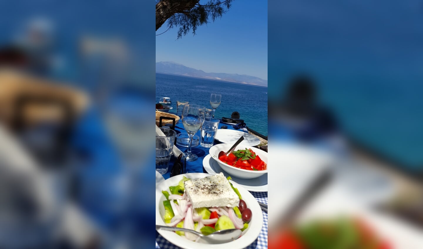 ,,Lunch met uitzicht over de Golf van Korinthe. Beter wordt het niet.