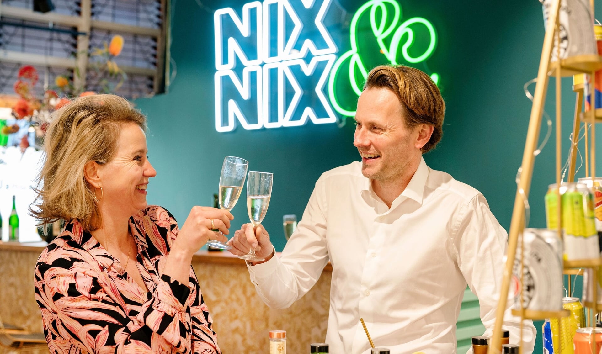 Frederike de Groot en Wim Boekema runnen samen de alcoholvrije slijterij Nix & Nix.