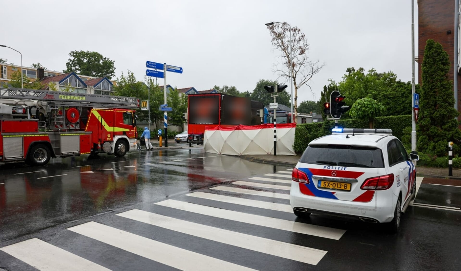 Ongeval op het kruispunt van Arnhemseweg, Raadhuisstraat en Klinkenbergerweg