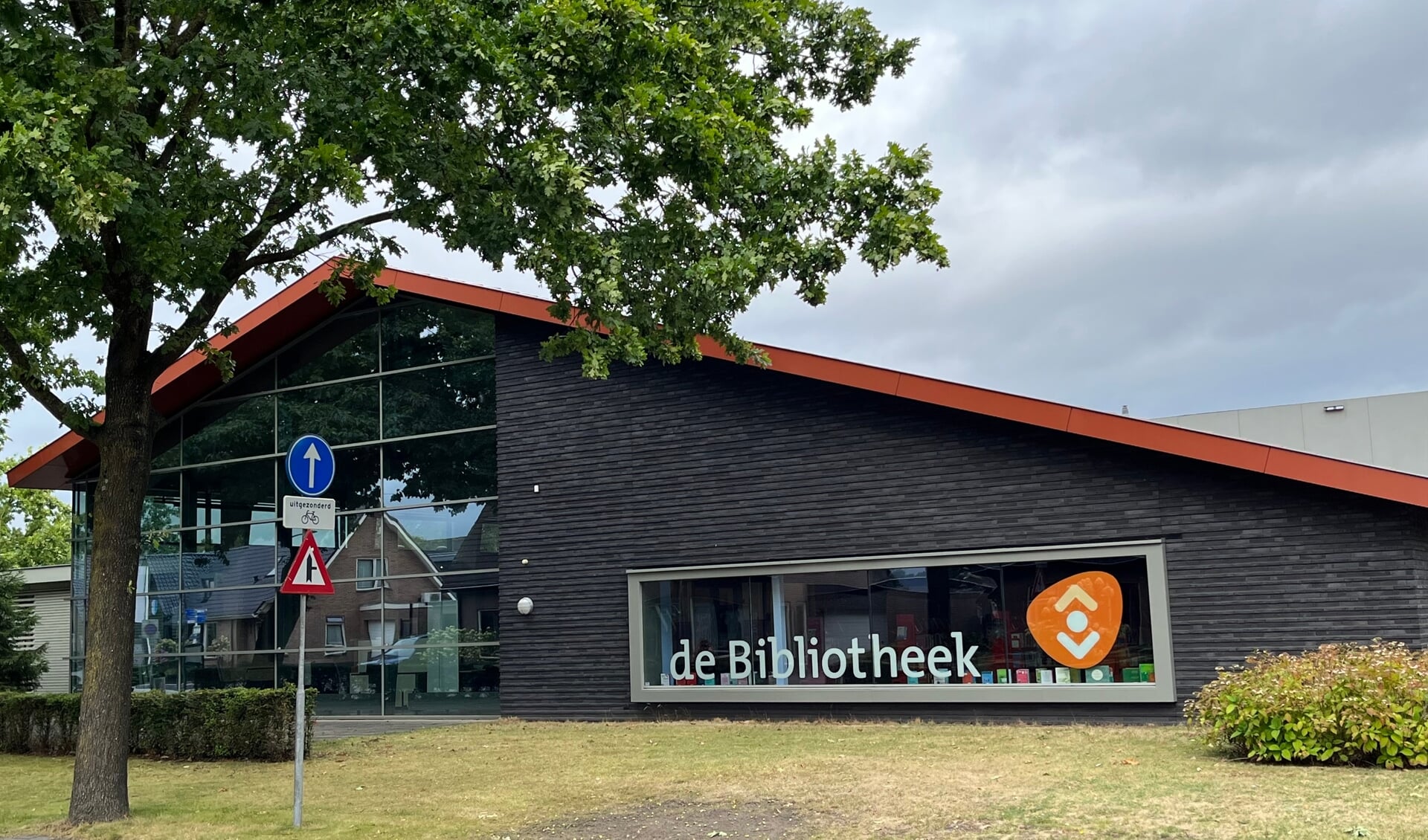 De nieuwe bibliotheek heeft o.a. ruimere openingstijden.