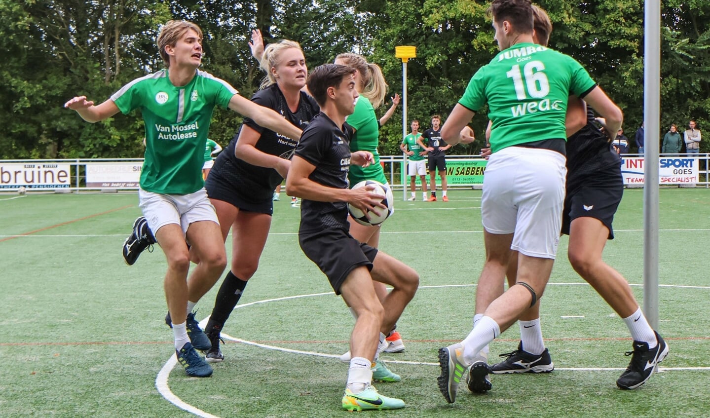 Het werd een moeizame en zwaar bevochten zege voor het CABholland-team