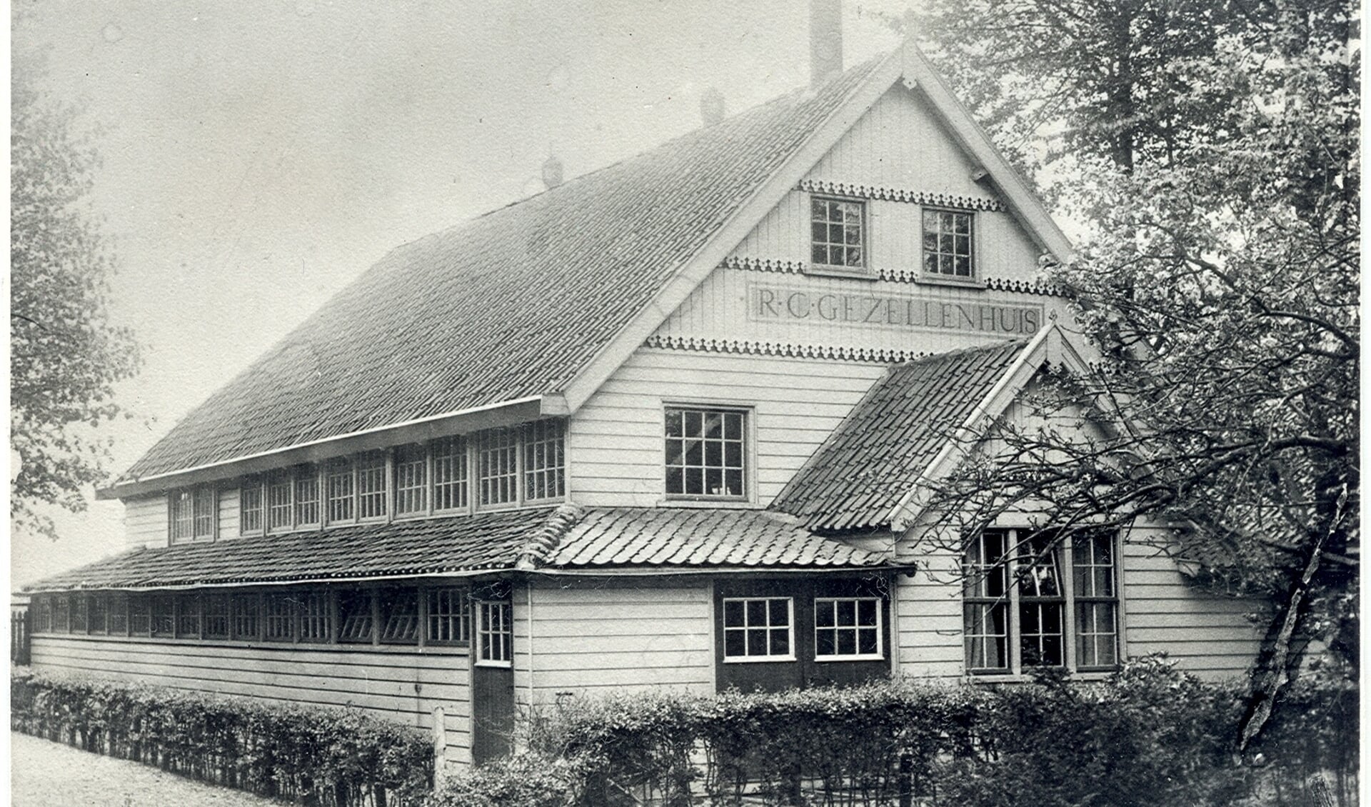 Rondehoep Oost 29 Gezellenhuis