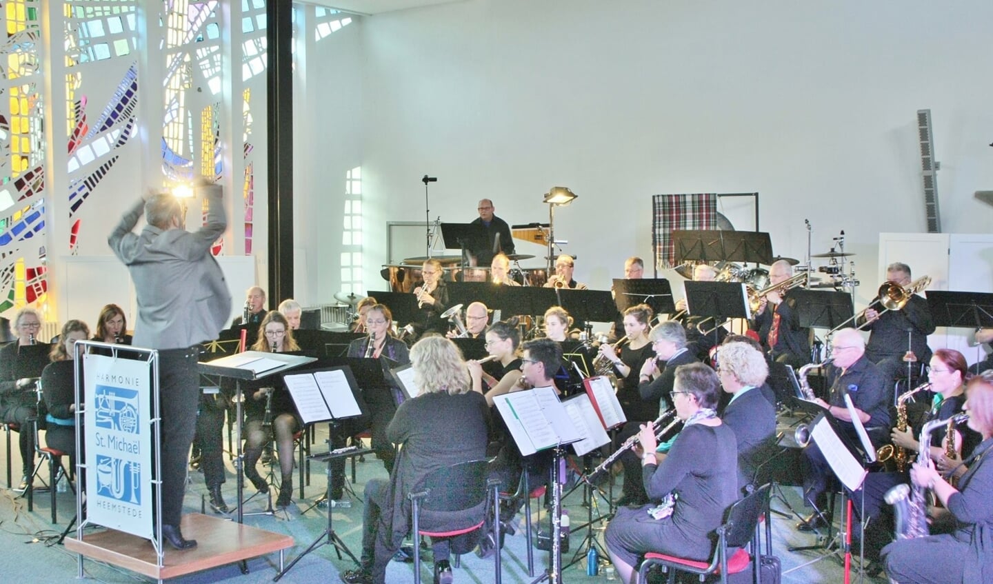 Harmonie St. Michaël is met Beleef Heemstede de organisator van het festival dat voor de tweede keer plaats vindt op het Wilhelminaplein.
