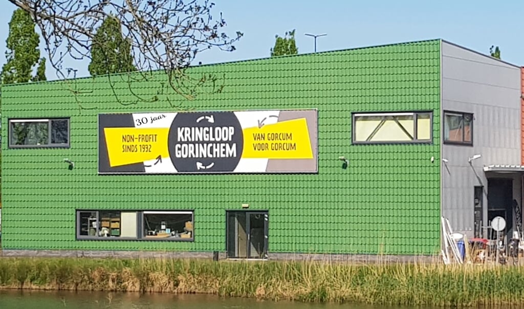 Al vele jaren is de winkel van Stichting Kringloopcentrum Gorinchem gehuisvest op industrieterrein Papland 