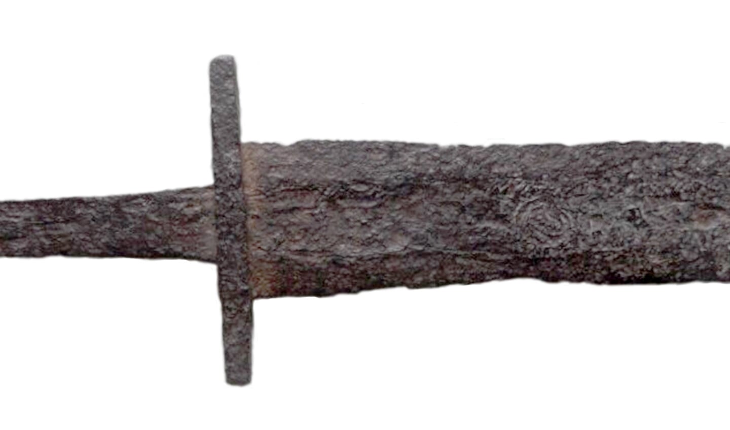 Het afgebeelde deel van een zwaard uit de Vikingtijd is ooit in de omgeving van het museum gevonden.