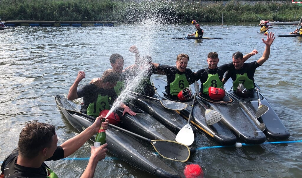 Onlangs promoveerde hat A-team naar de eerste klasse.