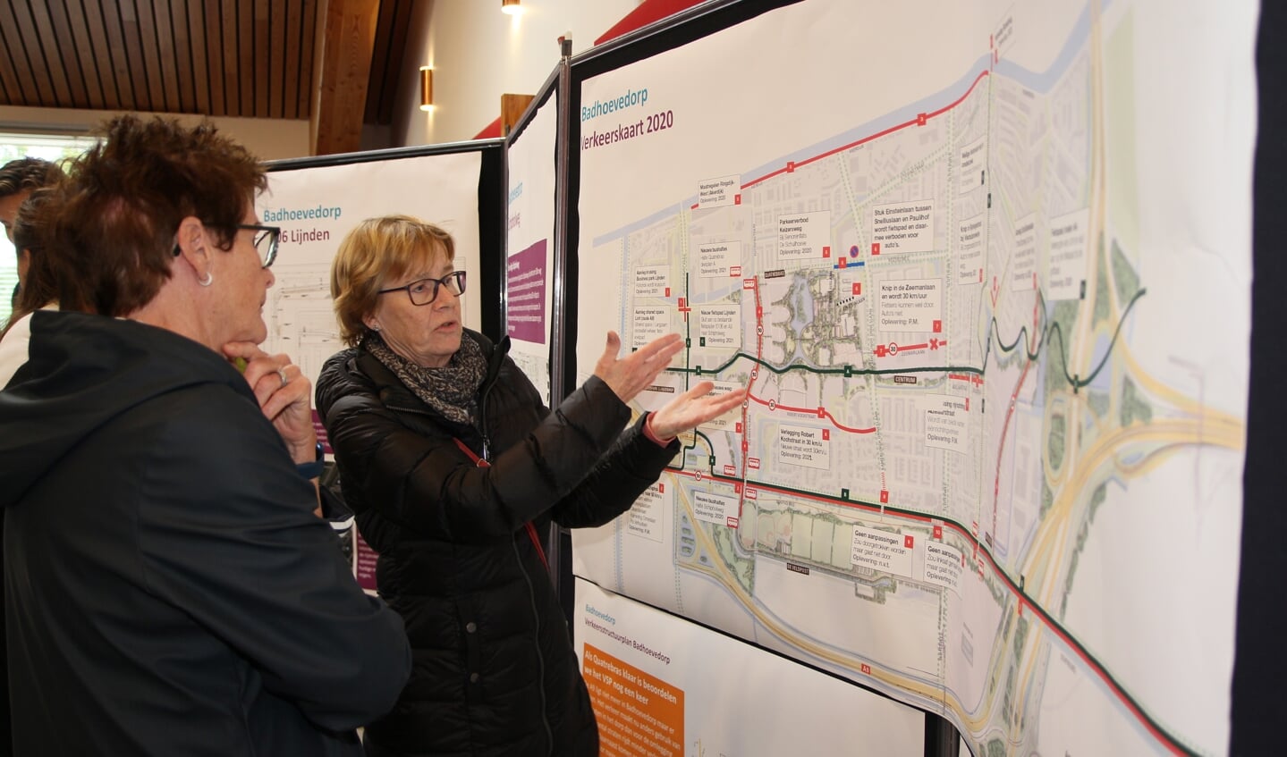 Discussie over de verkeerssituatie.