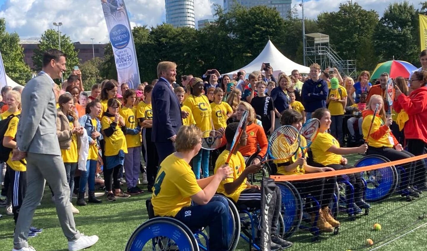 Koning Willem-Alexander bezoekt de ‘Toekomst’ in verband met 25-jarig jubileum Johan Cruyff Foundation.