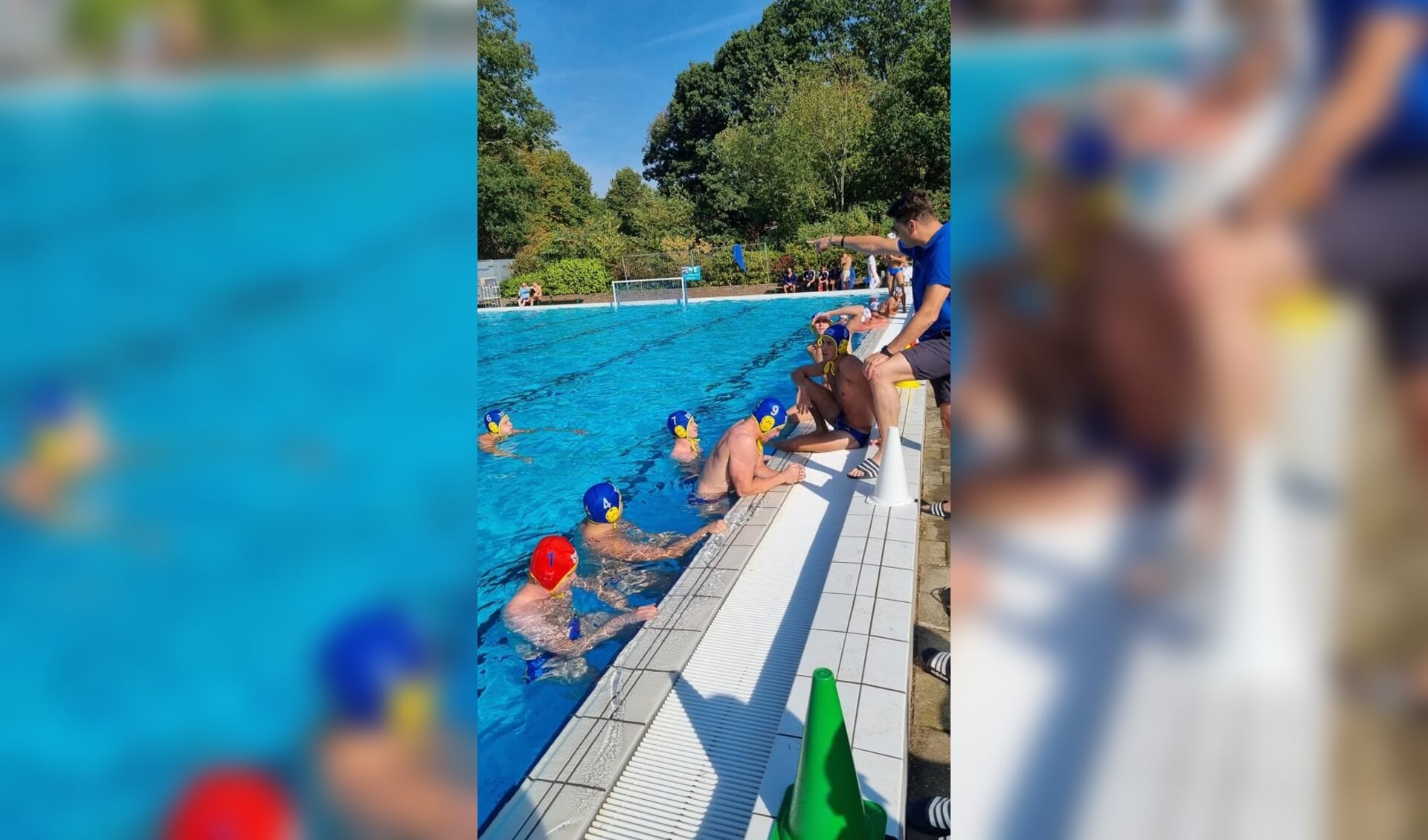 Marco Kunz coacht VZC tijdens een toernooi in Nijmegen in de voorbereiding van dit seizoen.